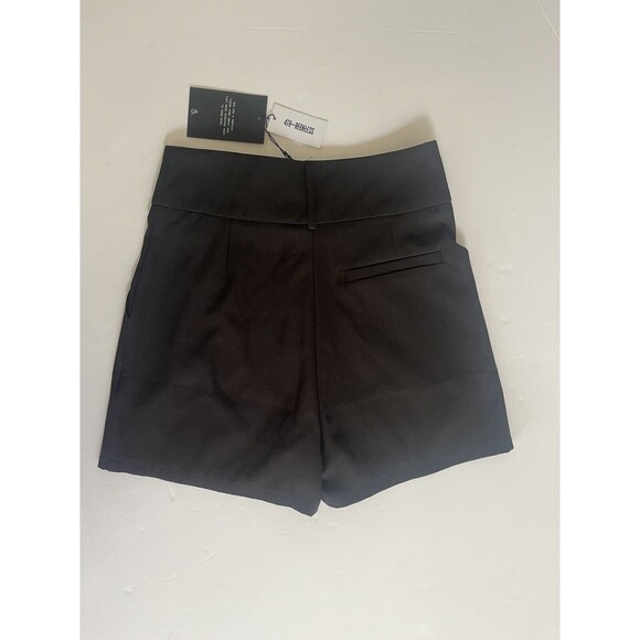 New With Tag 4th & Reckless ELIANA HIGH WAIST SHORTS IN BLACK - Picture 5 of 8